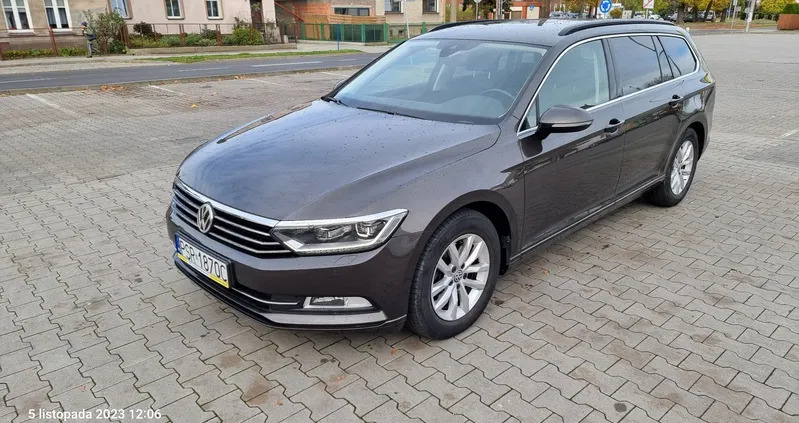 sulmierzyce Volkswagen Passat cena 67000 przebieg: 123200, rok produkcji 2016 z Sulmierzyce